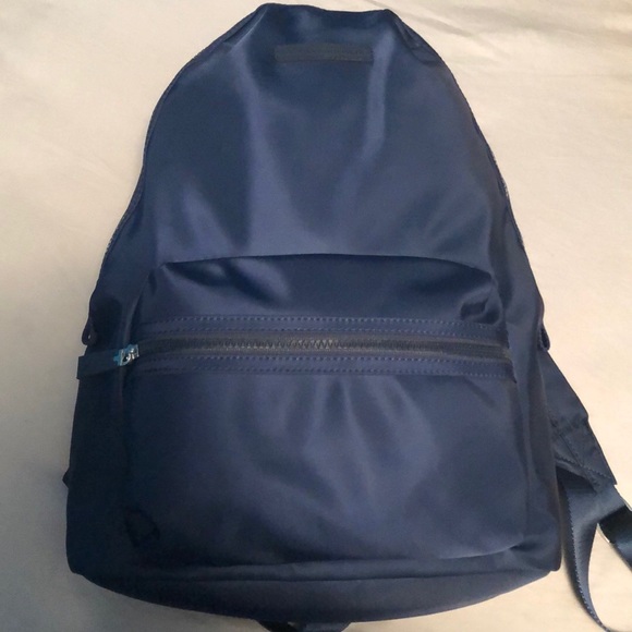 Tommy Hilfiger Backpack Navy Blue NEW - Picture 1 of 7